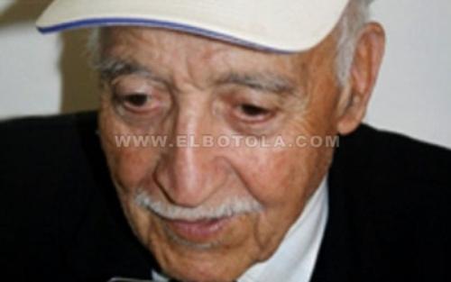 شيخ المدربين كرمالي يموت في صمت 