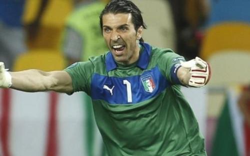 بوفون يهدي إيطاليا المركز الثالث