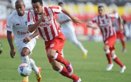 نابولي يُحدد خليفة كافاني 