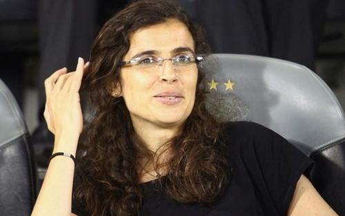 كليرمون فوت يُعيِّن امرأة لتدريب الفريق