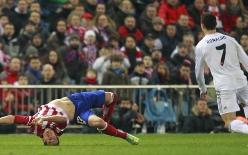 خافيير مانكيلو يُغادر المستشفى