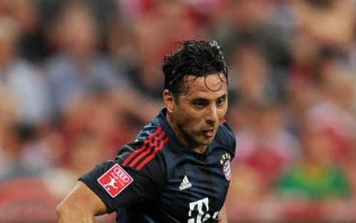 ميلان يُبدي اهتمامه بكلاوديو بيتزارو