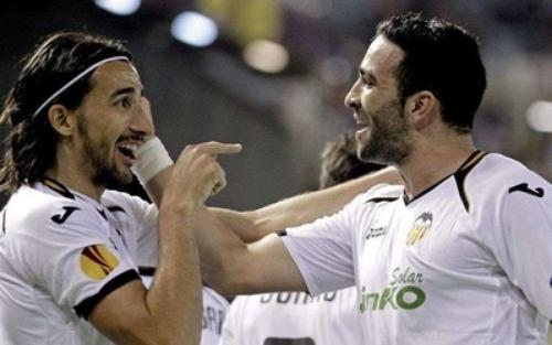 نابولي يعود إلى التربص بعادل رامي 