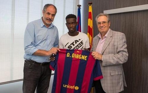 رسميا: برشلونة يضم السينغالي دياني