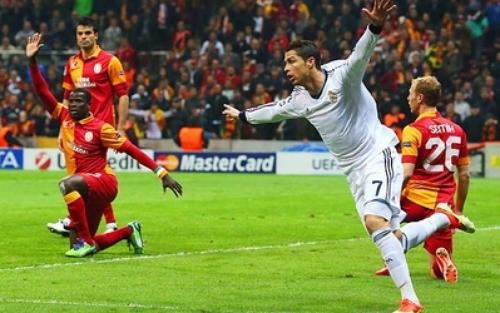 التشكيلة الرسمية : جالطة سراي ؟-؟ الريال