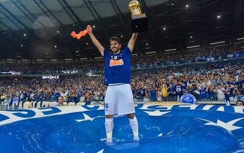 والد لوكاس يؤكد قرب انتقاله لريال مدريد