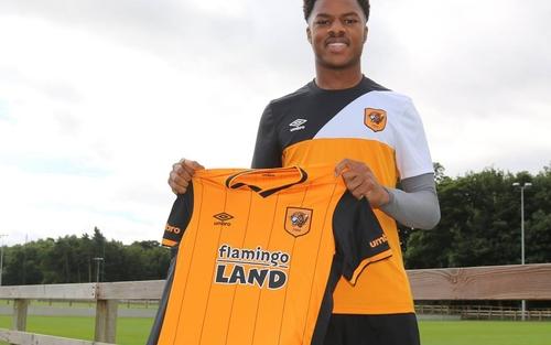 رسمياً: هال سيتي يستعير مهاجم آرسنال