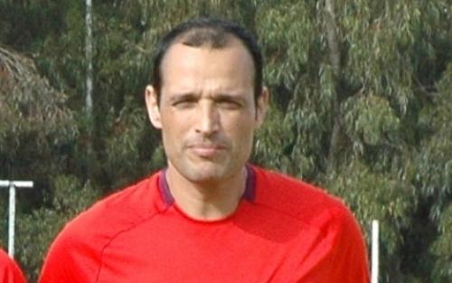 الأهلي يُصعّد اعتراضه ضد لحرش بشكوى رسمية للكاف!