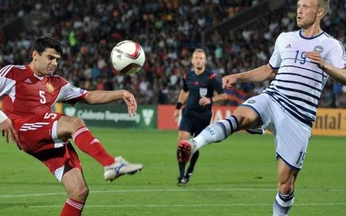 الدنمرك تتعادل مع أرمينيا وشبح الملحق يطاردها في تصفيات أوروبا