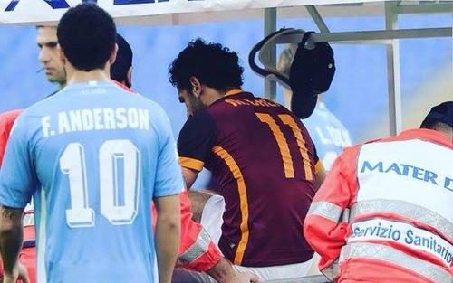 صلاح يغيب عن موقعة برشلونة