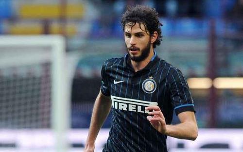 لاعب إنتر مطلوب في سبورتنج وإشبيلية