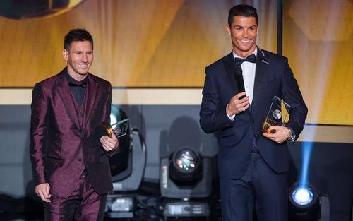 لا تنخدعوا بوداعة ميسي وإنسانية رونالدو 