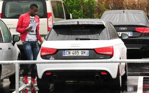 نجم باريس سان جرمان يتعرض للسرقة