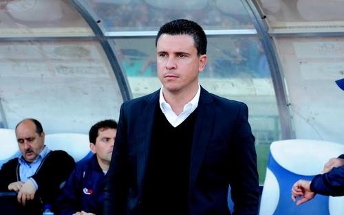 لوبيرا يشيد بمردود الفتح ويُثني على باتنة