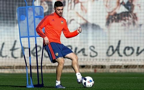 سيكيرا: لقاء أتليتيكو مدريد صعب للغاية