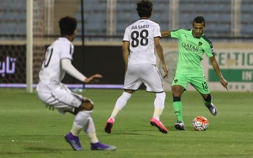 الأهلي يفلت من كمين هجر و يعود للانفراد بالصدارة 
