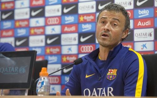 إنريكي: نيمار؟ لا أعلم هل ما قيل عنه صحيح لأني لا أقرأ الصحف