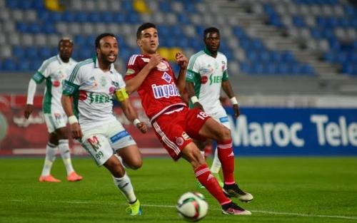 الرجاء يطيح بالوداد و يقترب من الصدارة