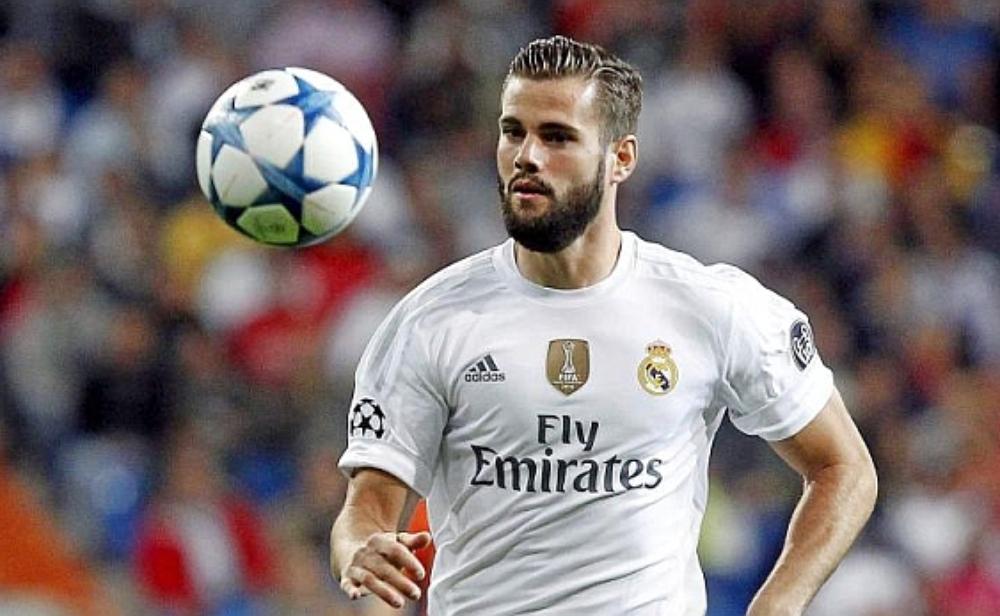 لاعب ريال مدريد يرزق بمولود يوم النهائي