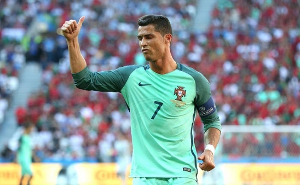 رونالدو الأفضل في مباراة البرتغال والمجر