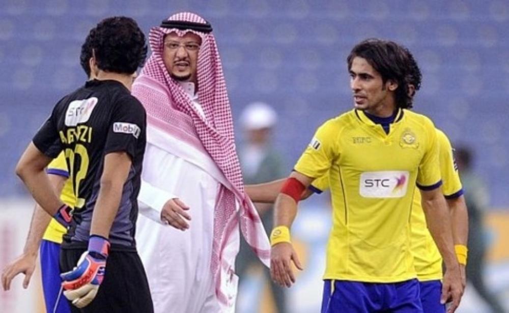 إعلامي يؤكد : رئيس وكابتن النصر نجمان ساطعان في المدرج الهلالي