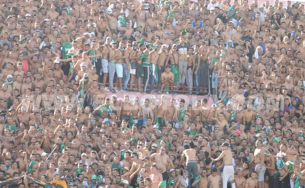 جماهير الفتح تتفاعل مع أغنية :"رجاوي غيواني"