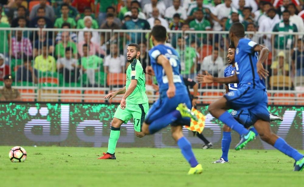 بالصور : الهلال ينفرد بالقمة بأقدام برازيلية