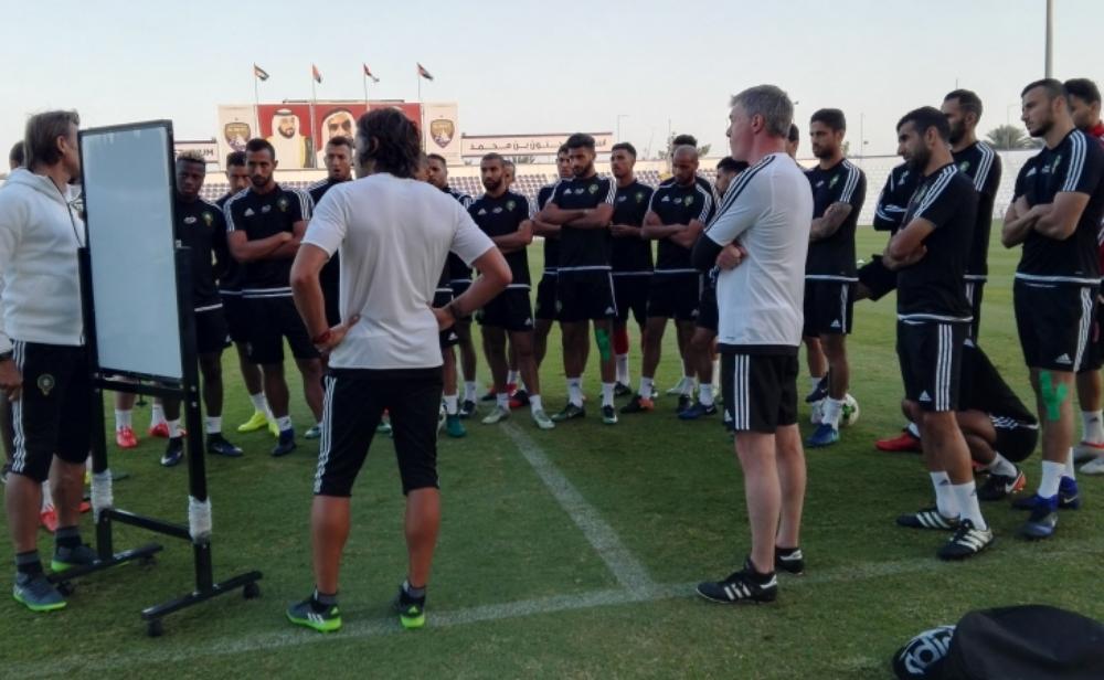 هذا هو الخطاب"التحفيزي" الذي وجهه رونار للاعبين أمس