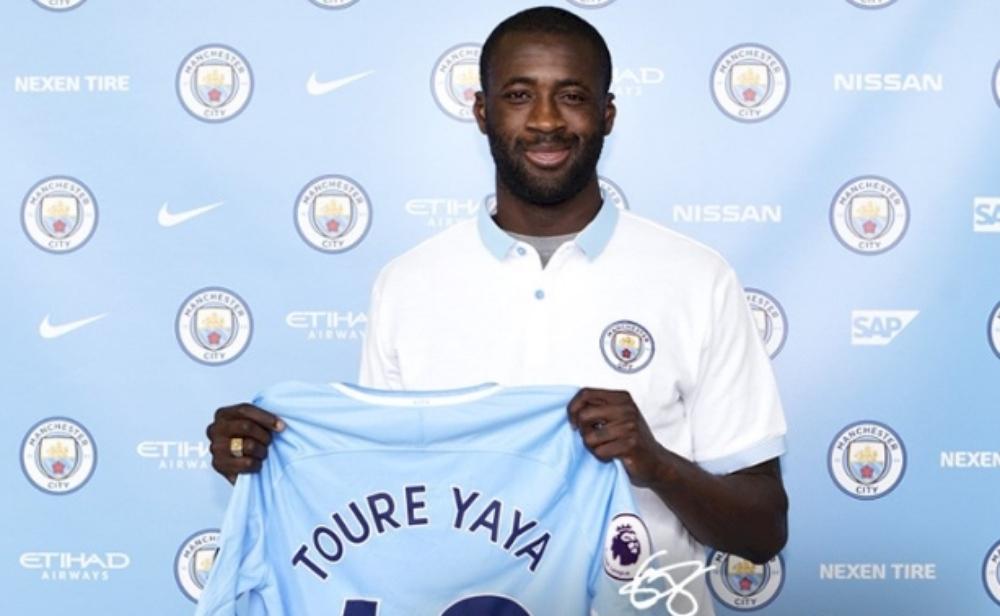 رسمياً: يايا توريه باقٍ مع مانشستر سيتي