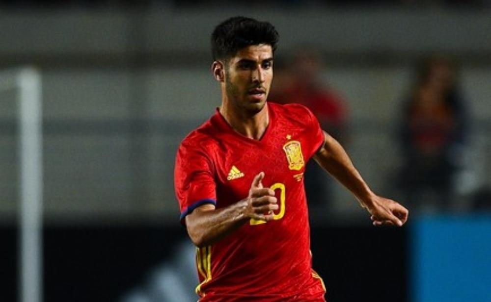 أسينسيو يُشيد بدوناروما ويجْهر بأُمنيته