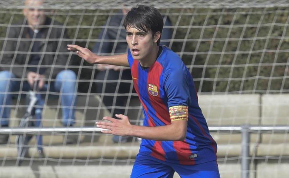 غوارديولا يخطف موهبة شابة من برشلونة