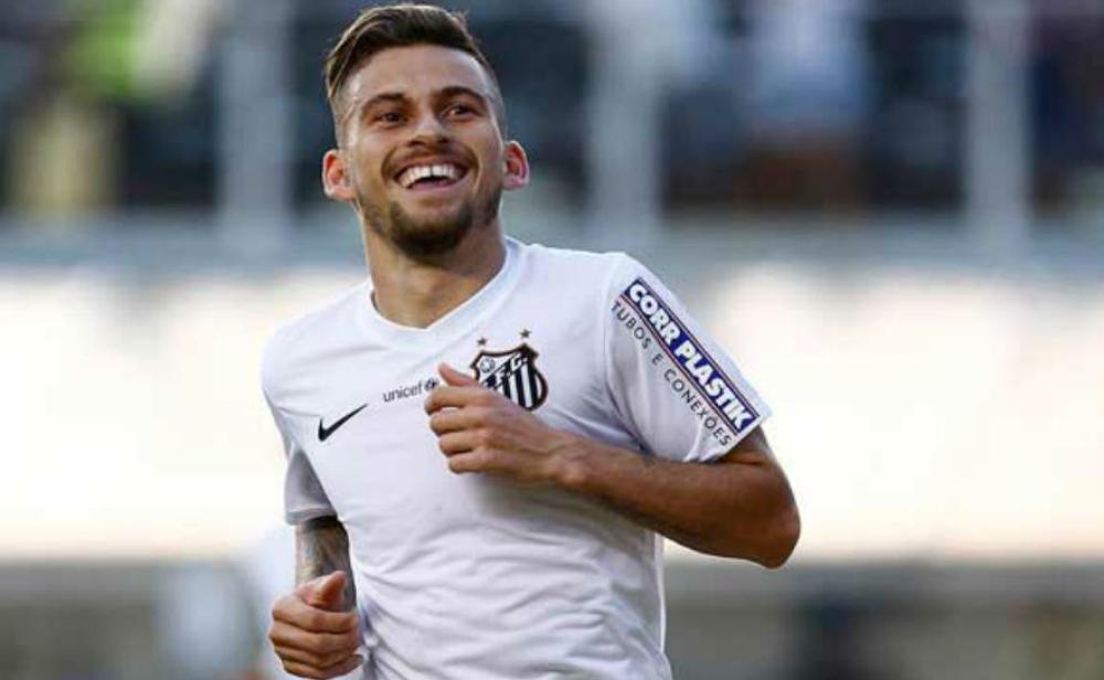 لوكاس ليما: لم أتوصل بأي عرض من برشلونة