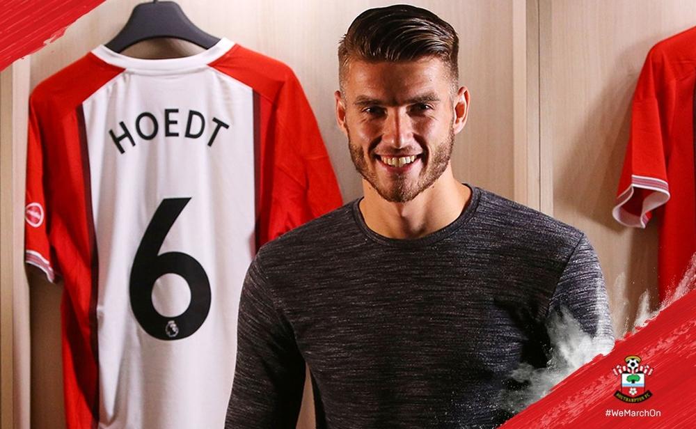 رسمياً: ساوثهامتون يعزز صفوفه بمدافع هولندي