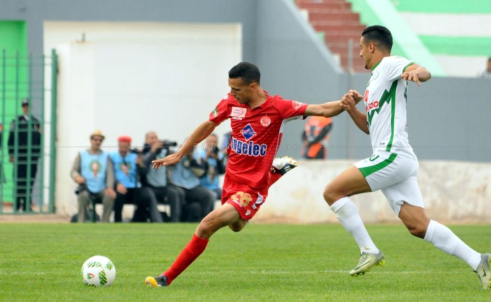 الوداد يستقبل الدفاع الجديدي بملعب الخميسات