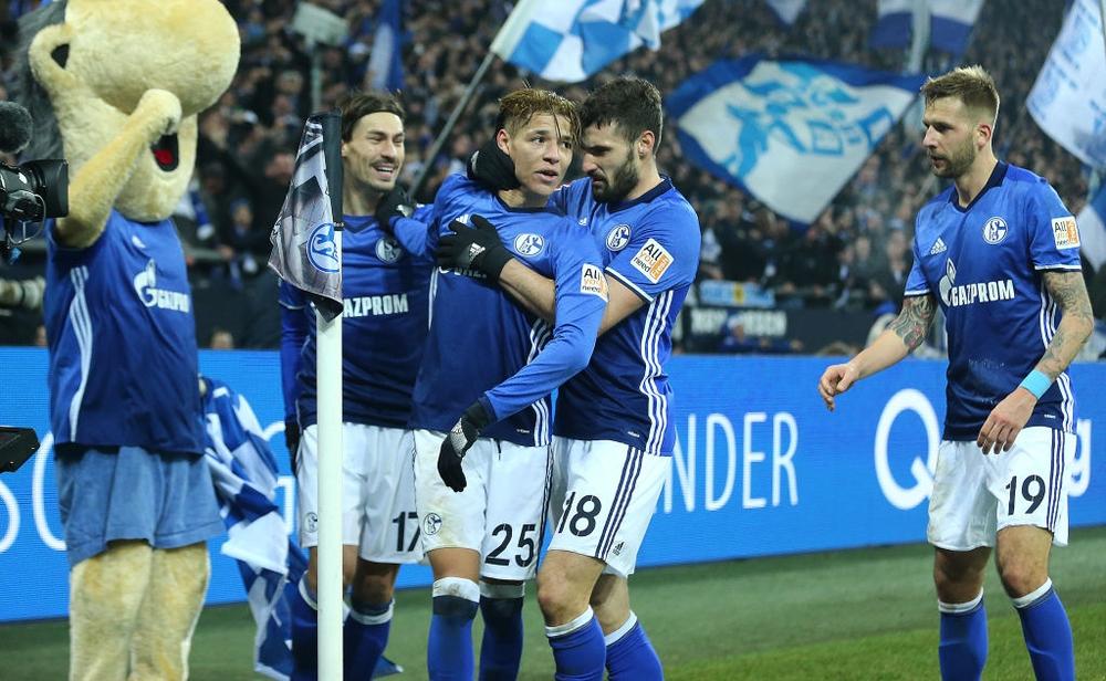 اختيار حاريث كنجم لمباراة شالكه وكولن متفوقاُ على مُسجل الثنائية للفريق الخصم