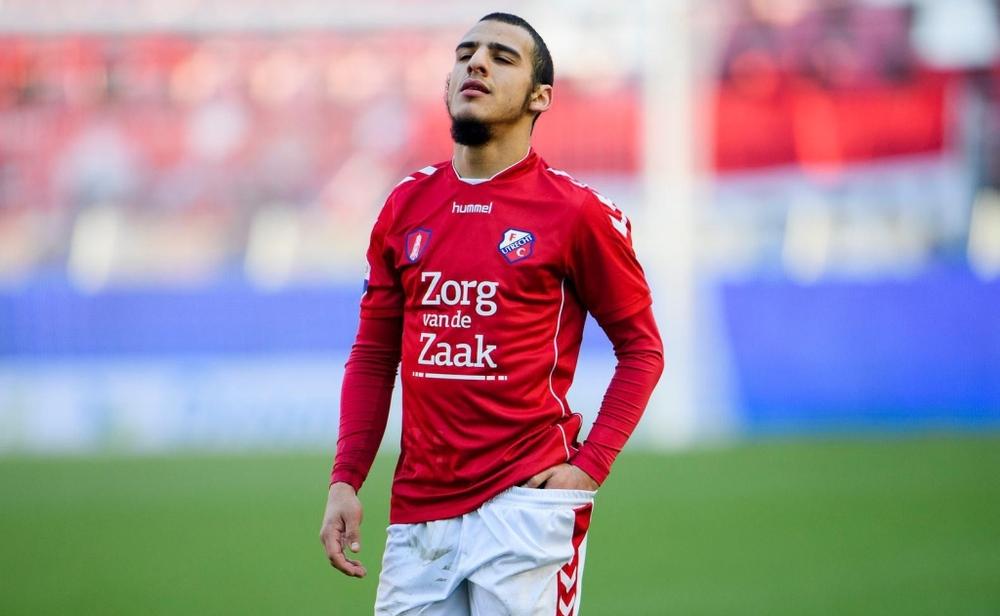 لاعب مغربي يدنو من فينورد لتعويض الأحمدي