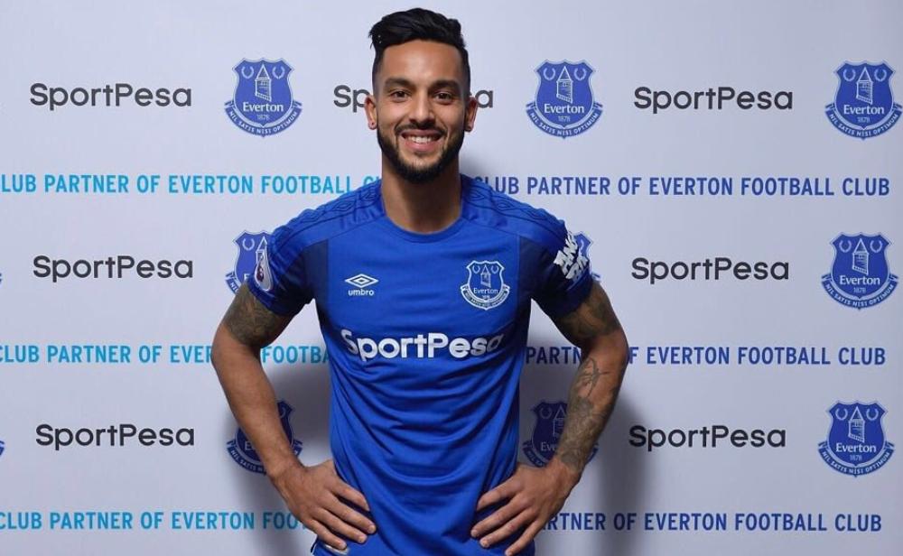 رسميا: والكوت يغادر أرسنال وينتقل إلى إيفرتون