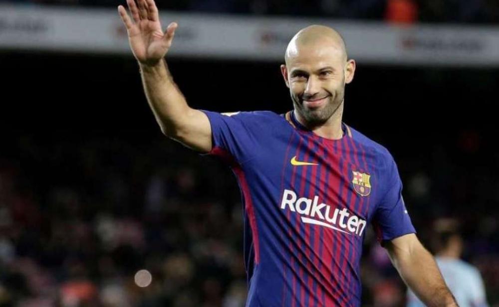 خافيير ماسكيرانو يغادر برشلونة من أوسع الأبواب