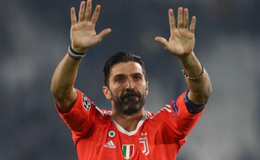 الغموض يحيط بمستقبل بوفون في عيد ميلاده الـ40