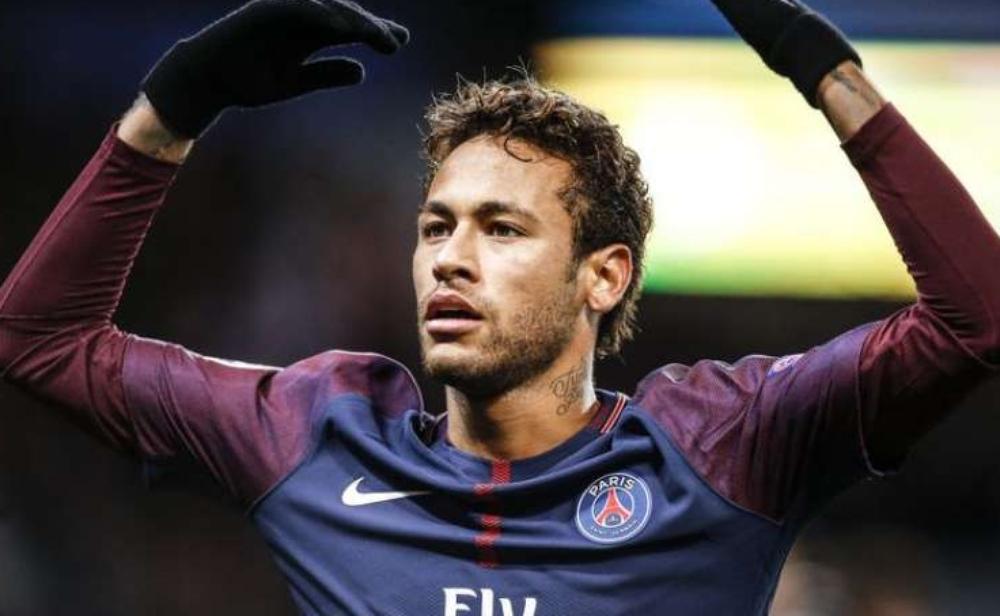 نيمار: "أود صناعة التاريخ في باريس.. وتمنيت تأجيل مواجهة ريال مدريد إلى النهائي"