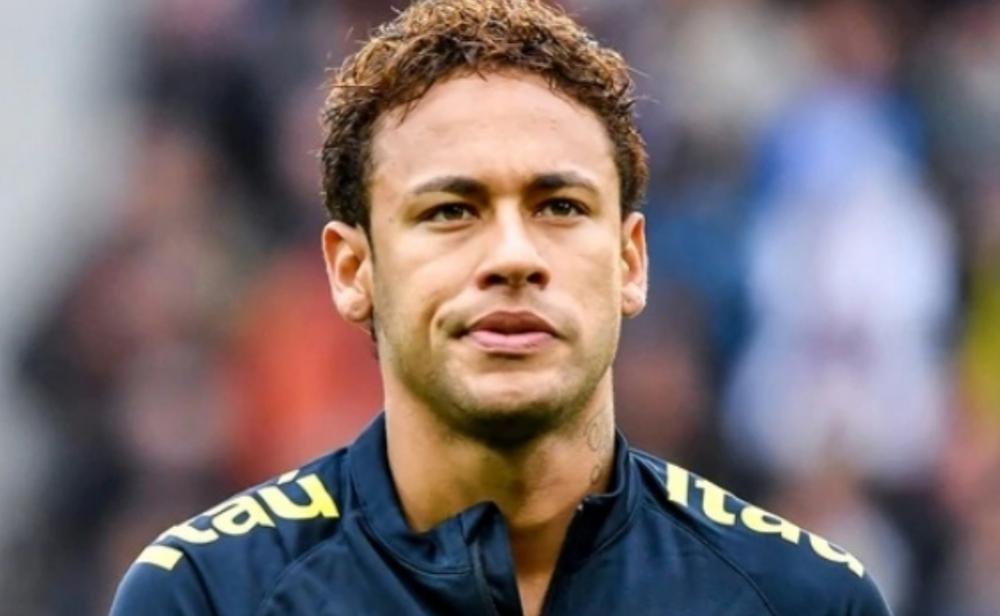 إصابة نيمار تؤجل موعد الإعلان عن قائمة البرازيل