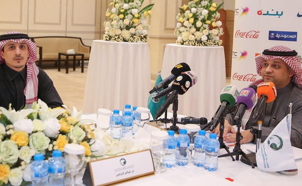 مفاجأة كبيرة من اتحاد الكرة بشأن عدد المحترفين في الموسم المقبل