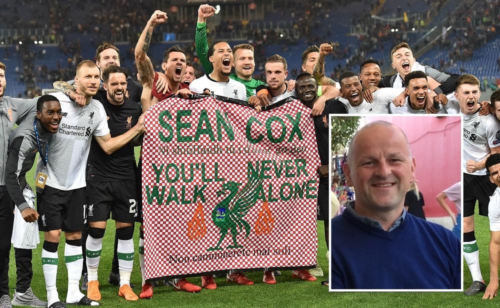 لاعبو ليفربول يتذكرون مشجعهم ليلة احتفالهم ببلوغ نهائي "الأبطال"
