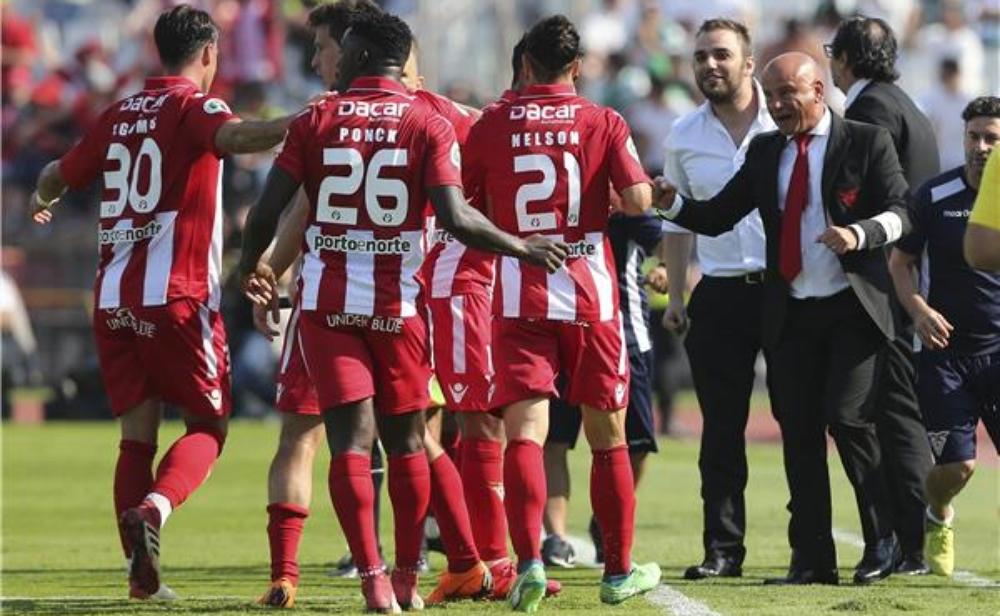 أفيس يكتب التاريخ بعد تتويجه بكأس البرتغال