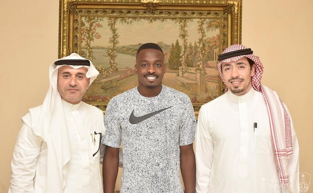 تعرف على النادي الذي حاول خطف هوساوي من الأهلي