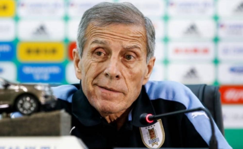 تاباريز يثير الغموض حول تشكيل الأوروجواي