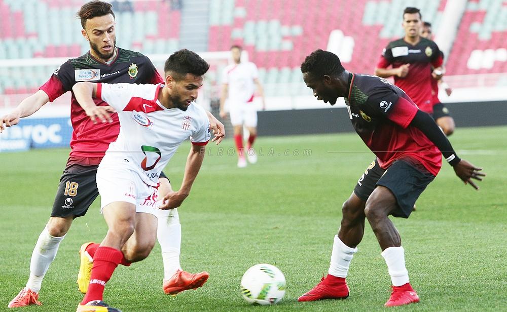 إدارة حسنية أكادير تنفي رحيل اللاعب بديع أووك عن الفريق