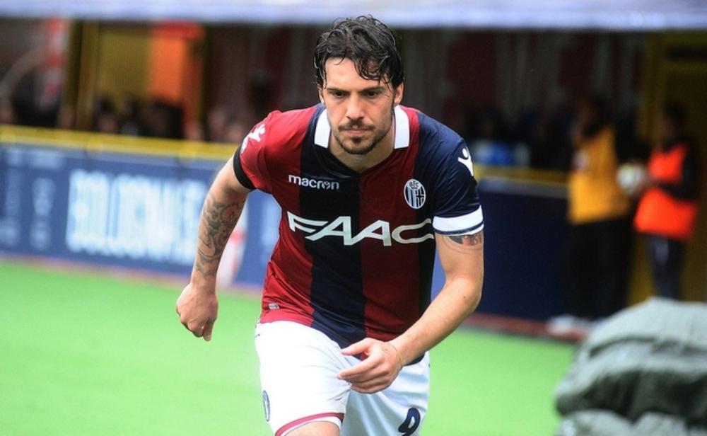 مهاجم بولونيا يوافق على الذهاب إلى نابولي