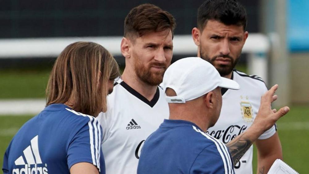 لاعبو الأرجنتين هم من رفضوا ودية القدس المحتلة