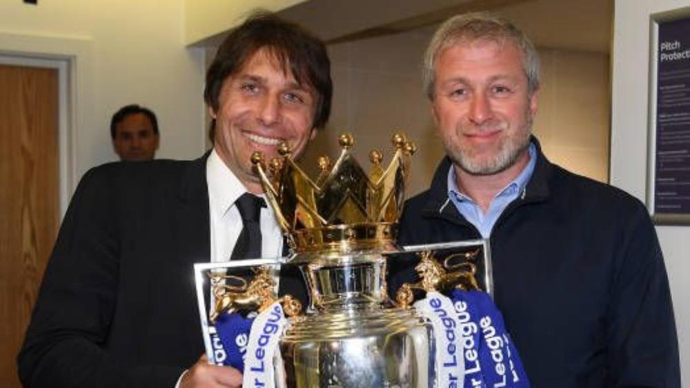 الضباب يلف مستقبل تشلسي في ظل الغموض بشأن كونتي وأبراموفيتش